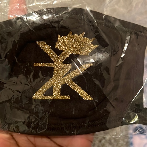 Set of three masks - Picture 2 of 4